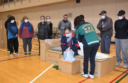 万が一に備えて　自主防災組織合同訓練／新郷